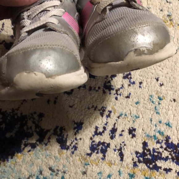 🧜🏼‍♀️3 for $15 listing!🧜🏼‍♀️ Nike sneakers - Picture 5 of 7